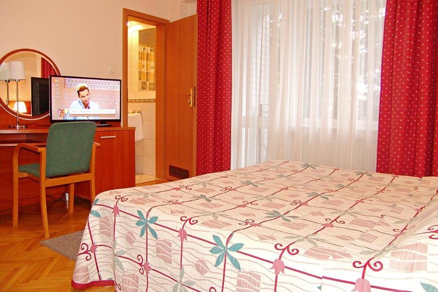 Hotel Europa Jastrzebia Gora Exterior foto